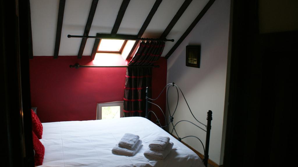 B&B Le Secret Du Bois Bourseigne-Vieille Room photo