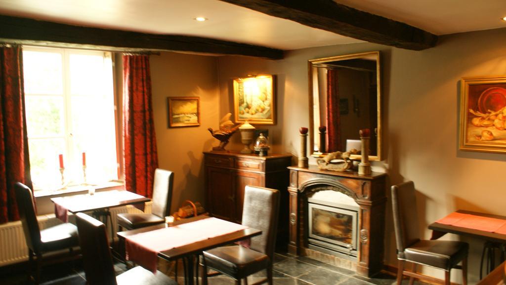 B&B Le Secret Du Bois Bourseigne-Vieille Exterior photo